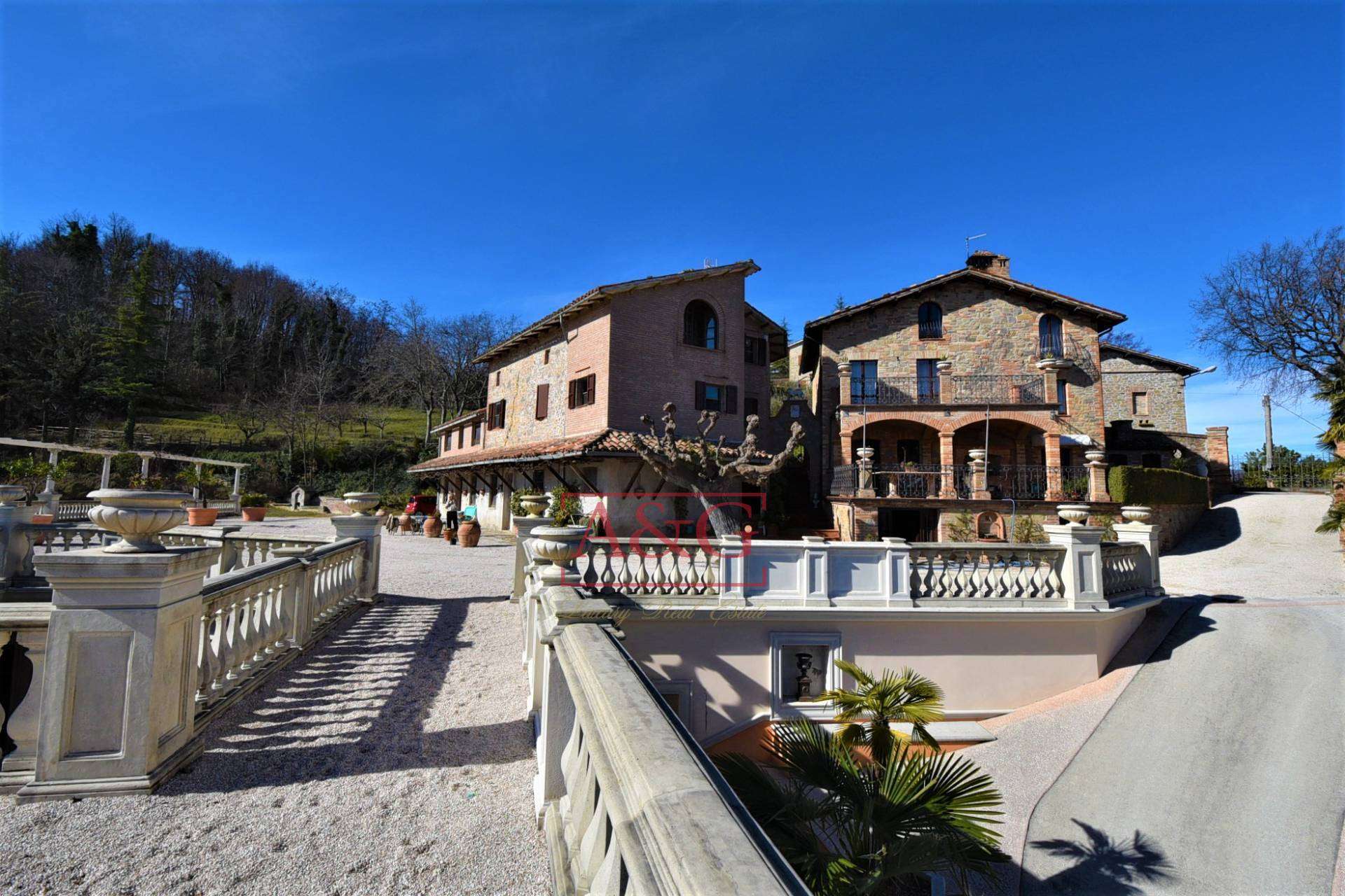 Villa contrada Pretattonisnc, Montefortino