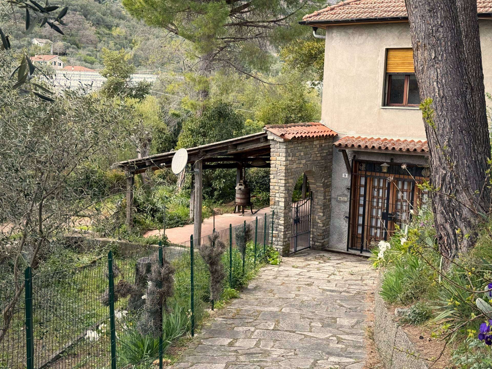 Casa indipendente Via XX Settembre, Diano San Pietro