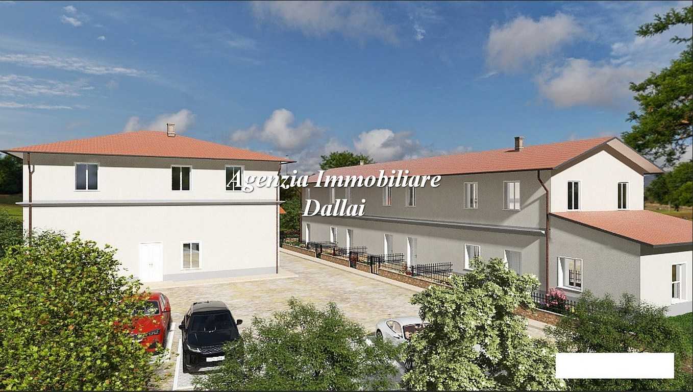 Casa indipendente Via Roma, Scarperia e San Piero
