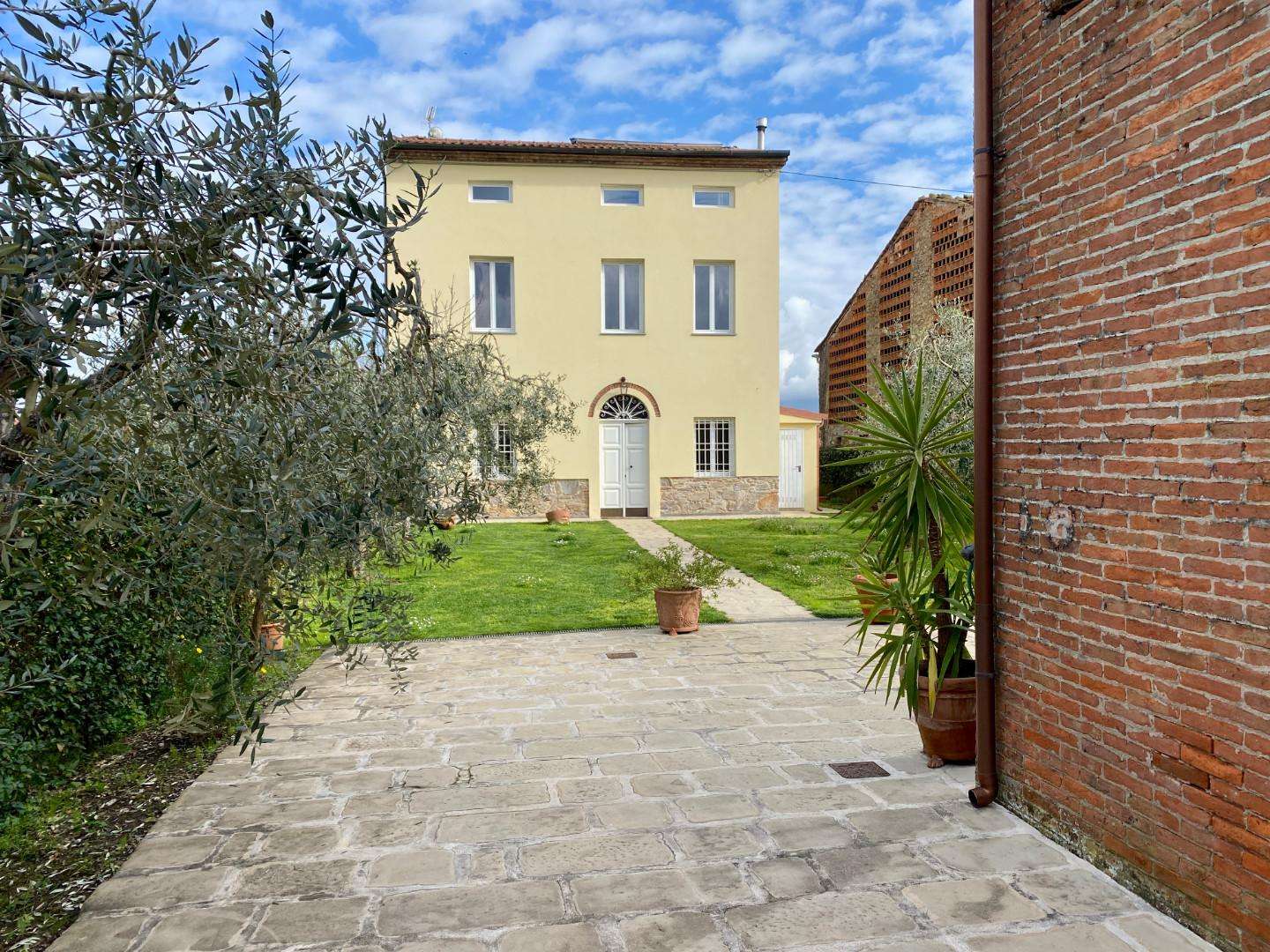 Casale Via della Chiesa di Toringo,, Capannori