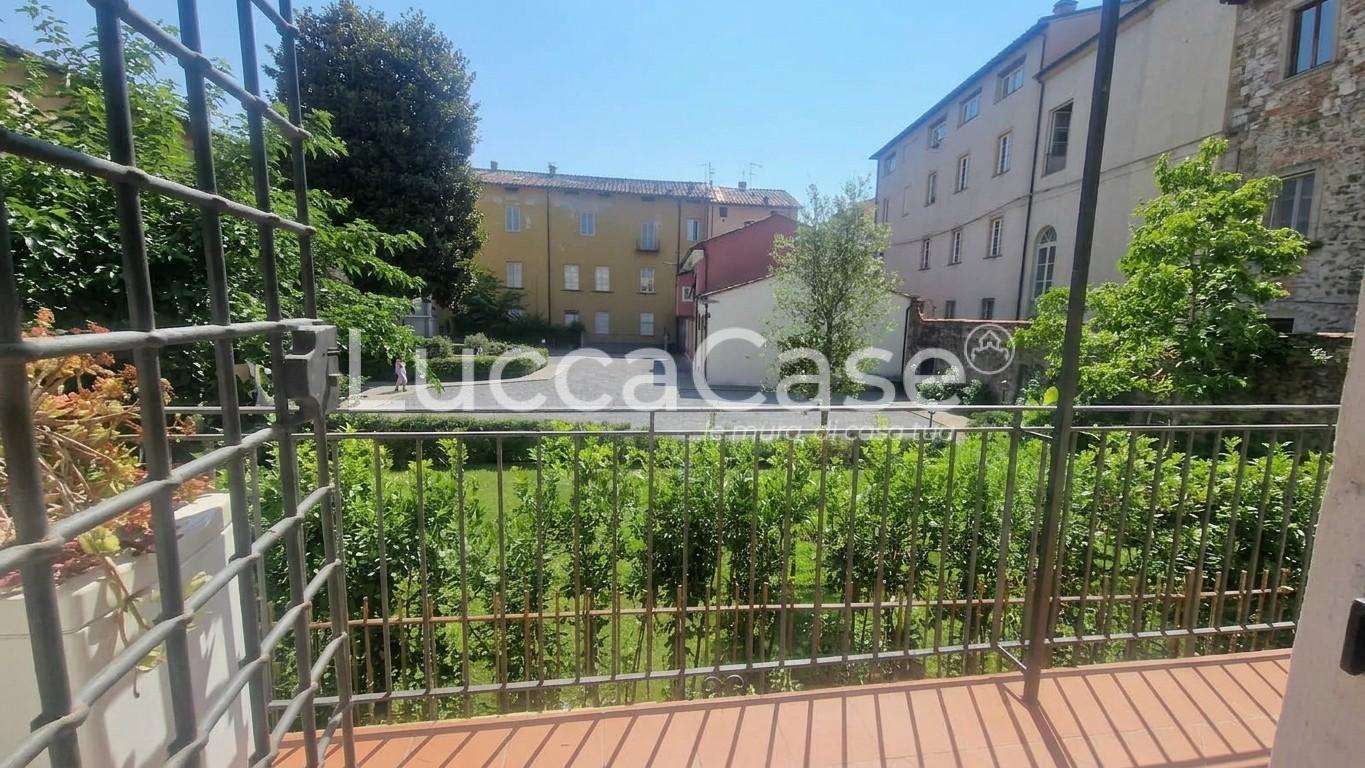Appartamento Via S. Tommaso,, Lucca