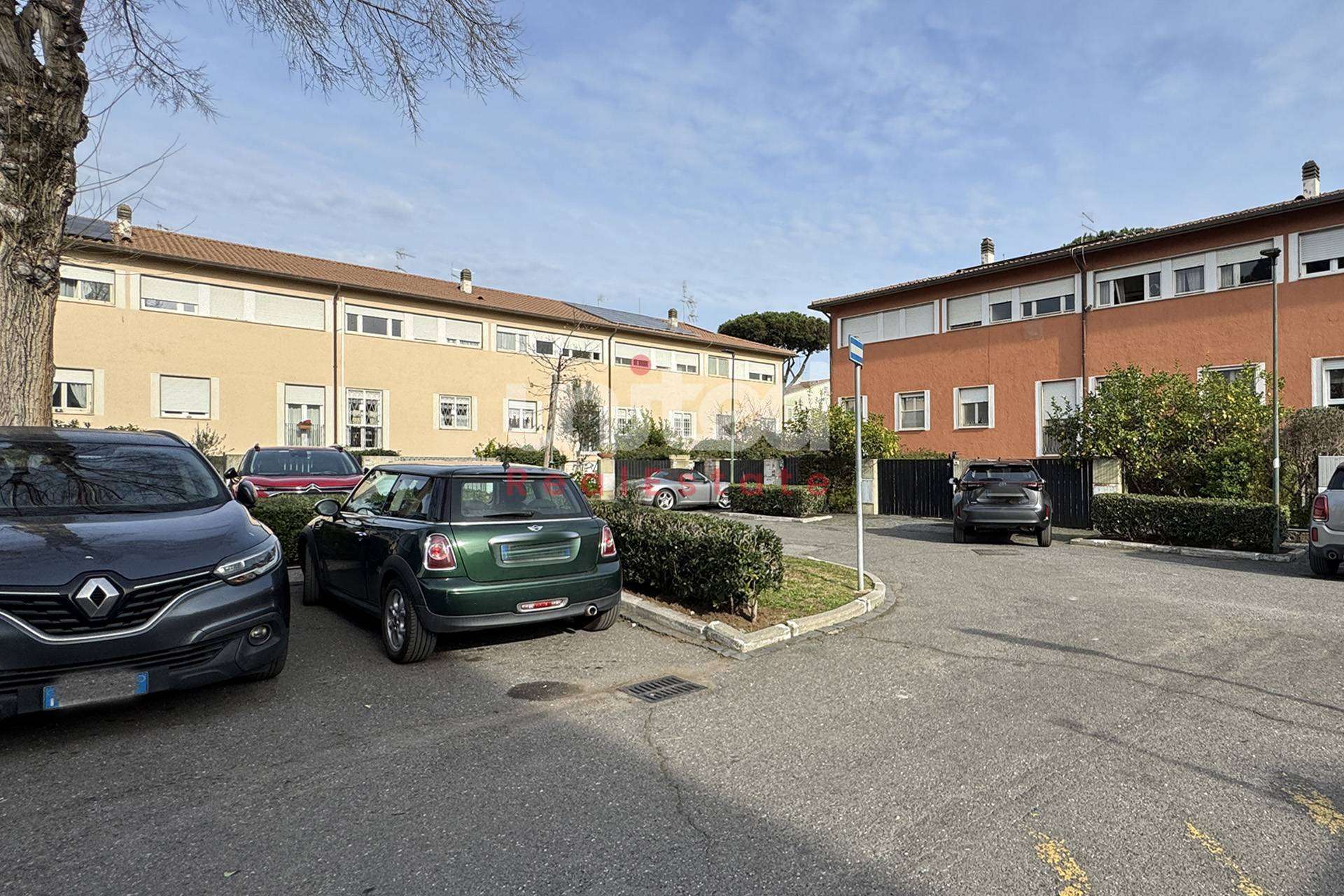 Villetta a schiera Viale Gorgia Di Leontini330, Roma