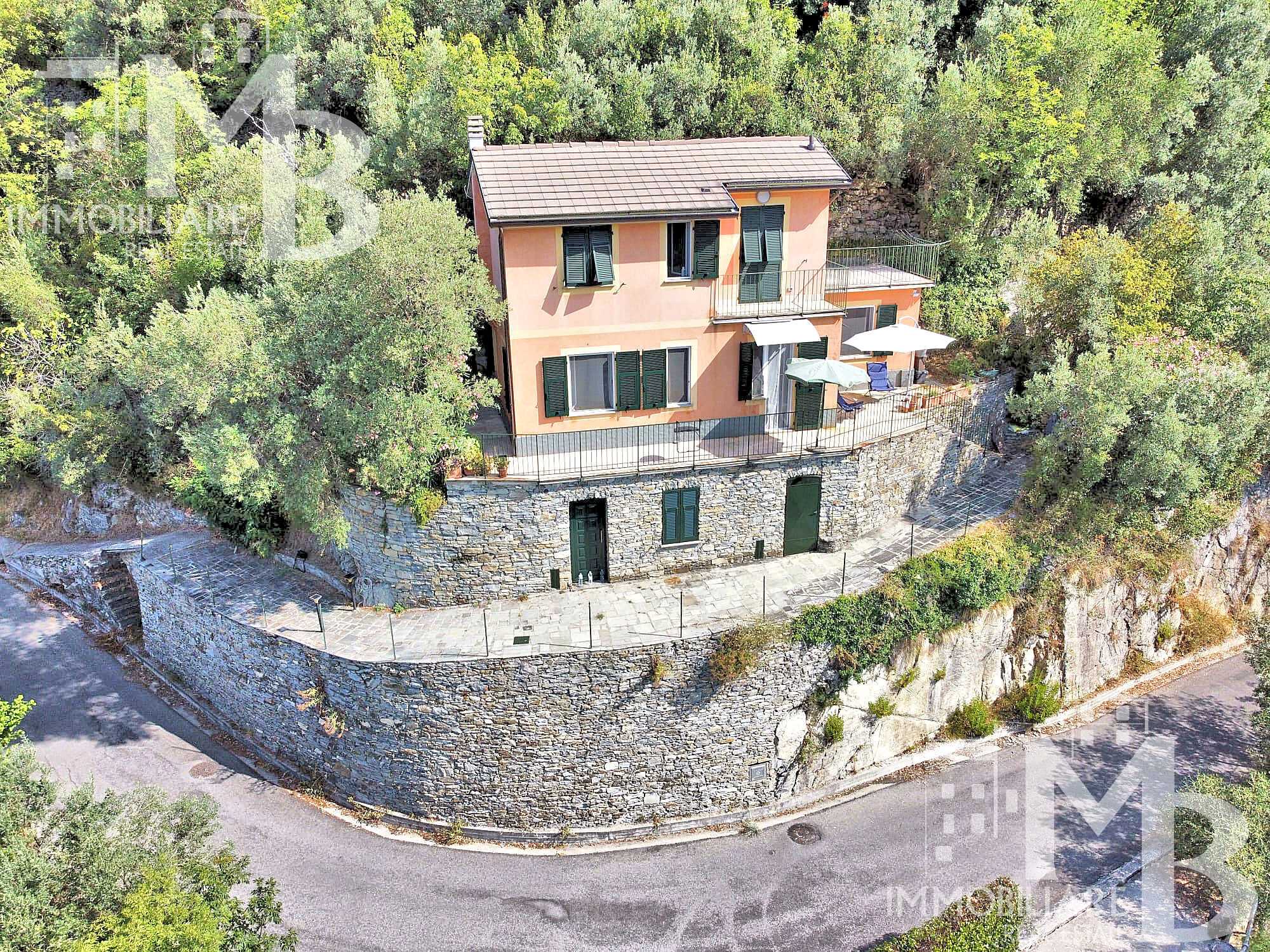 Casa indipendente Via Pietrafitta, Avegno