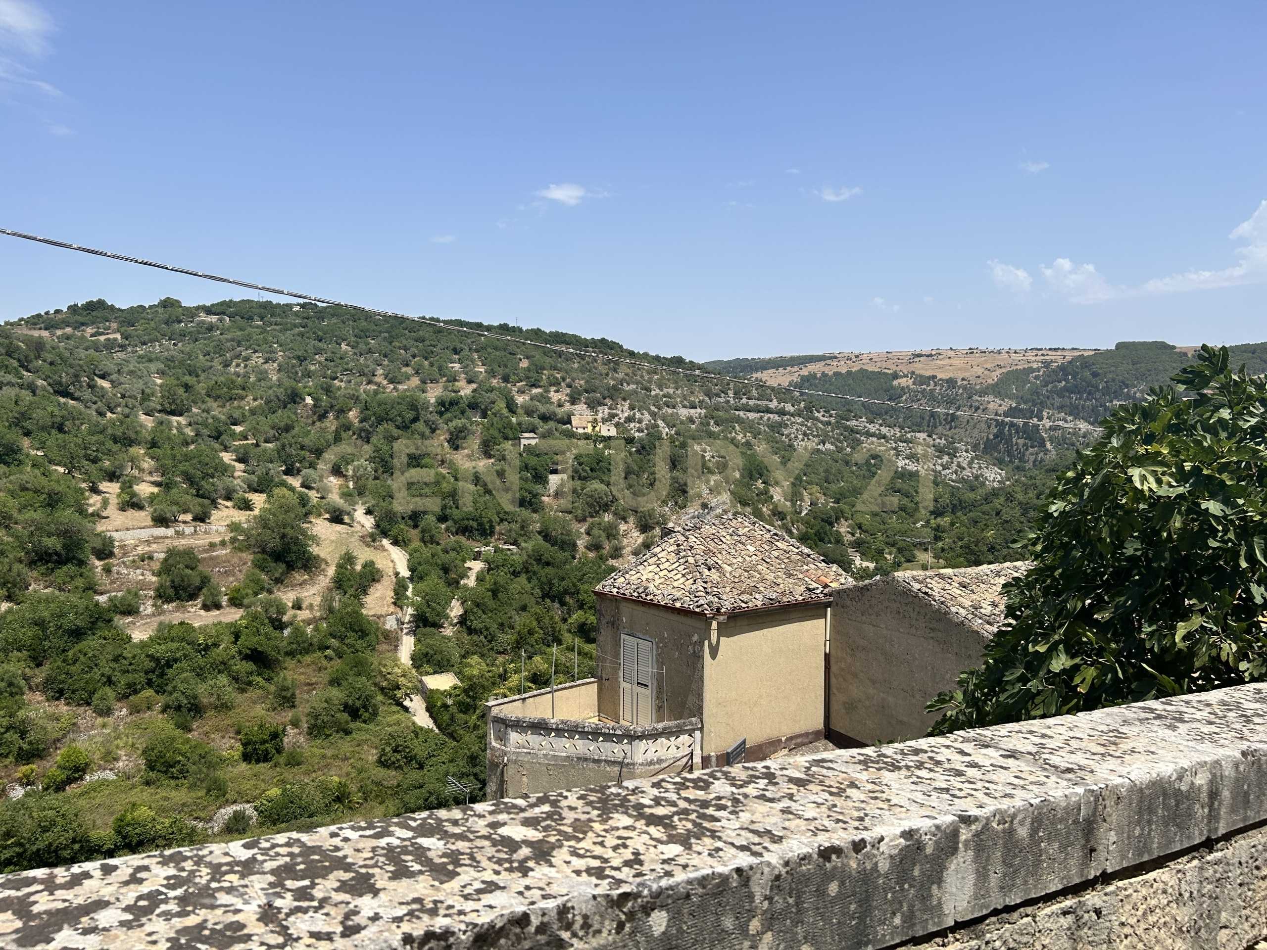 Casa indipendente Via Perrera A, Ragusa