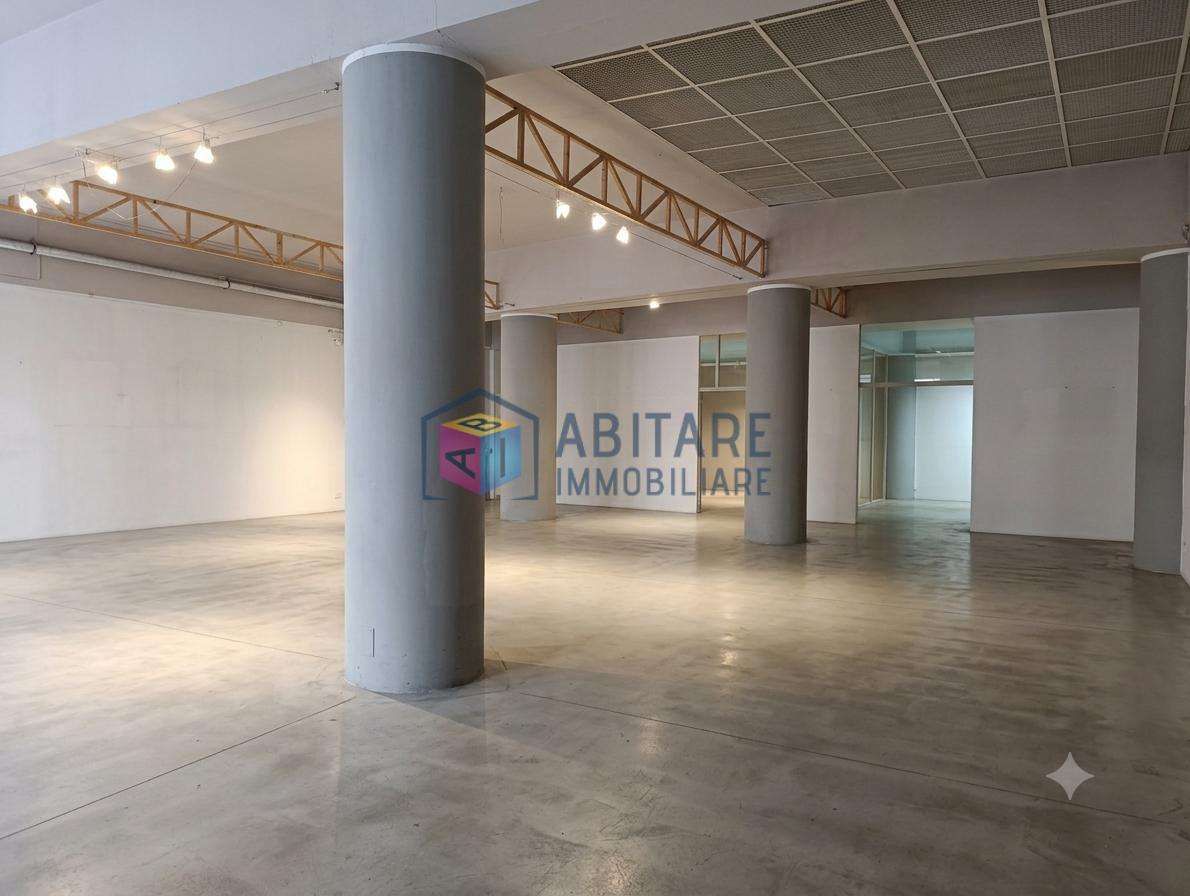 Locale commerciale Via Piave,, Livorno