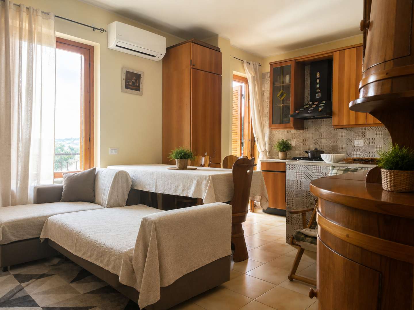 Appartamento V. delle Vigne,, Formia