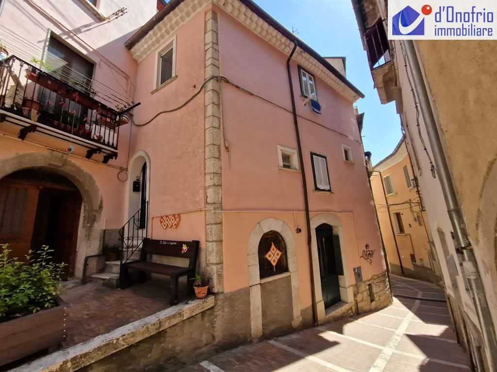 Casa indipendente PIAZZA DELL'OLMO, Campobasso