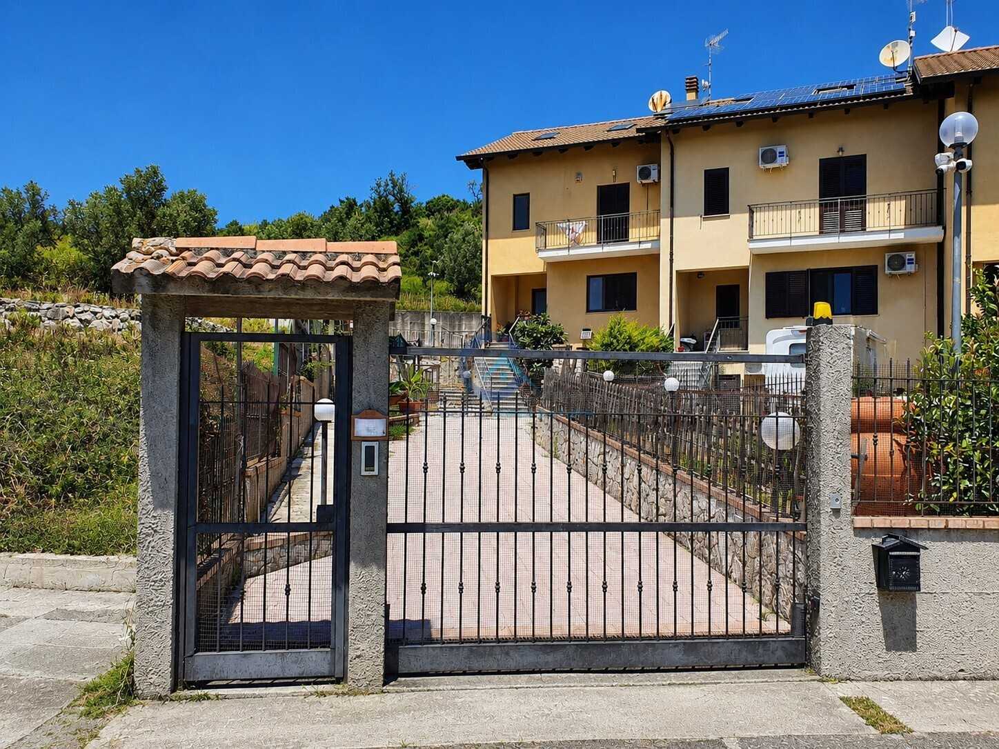 Casa indipendente Via Rucci, Marcellinara