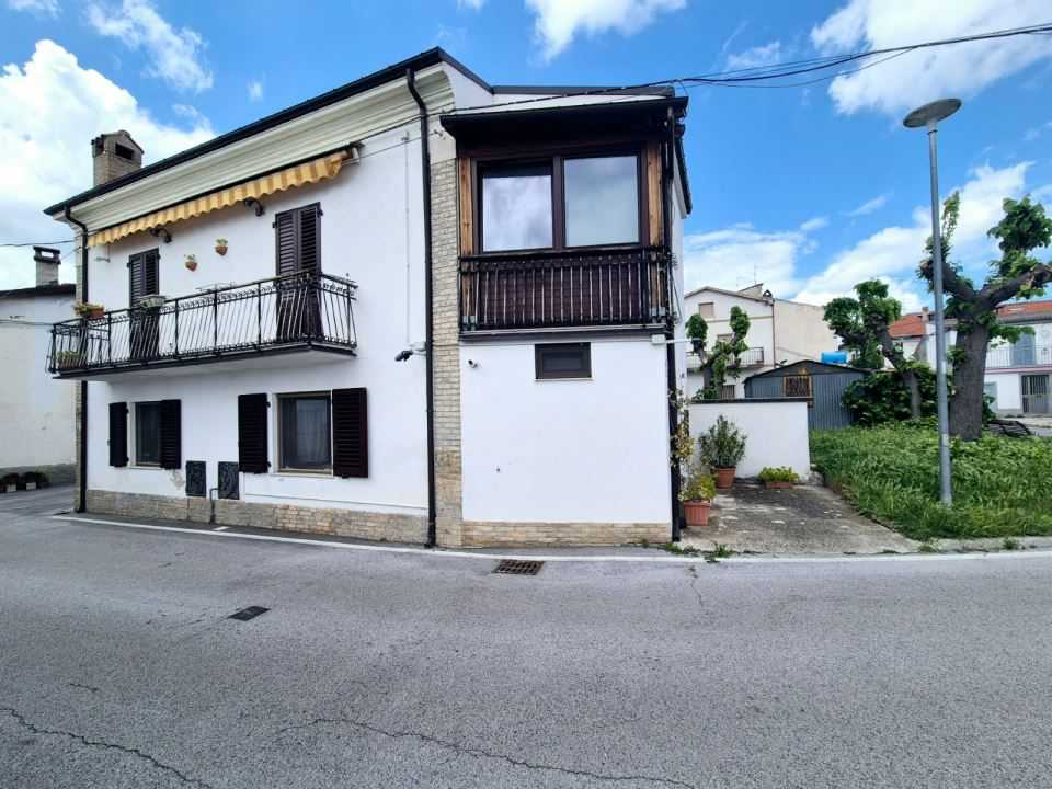 Casa Bi - Trifamiliare Via Falcone, Casacanditella