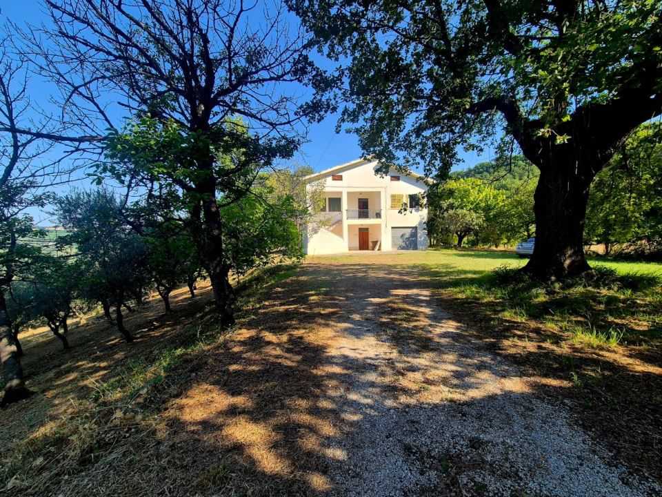 Villa Via porcareccia, Vacri