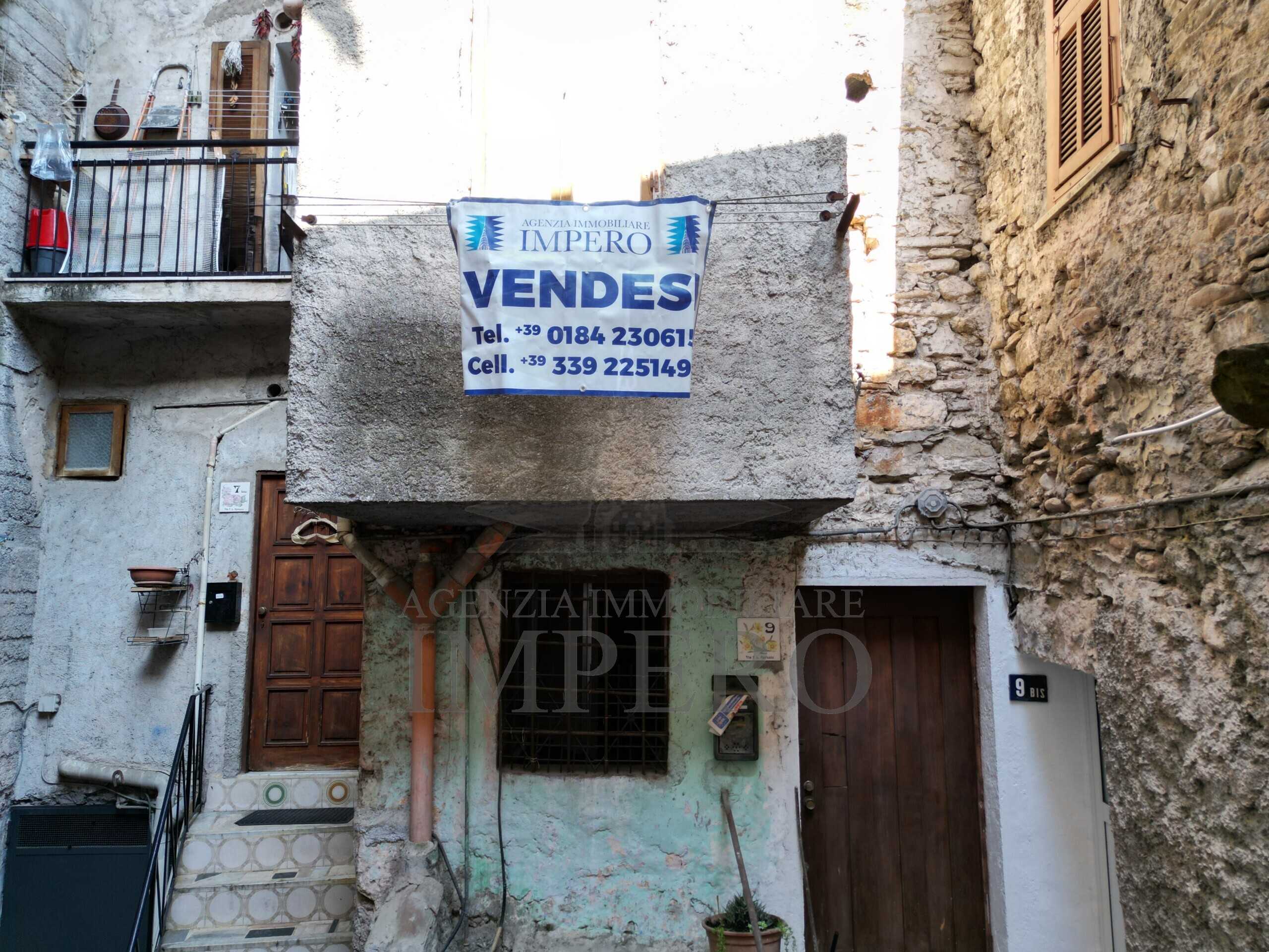Porzione di casa Via Aprosio, Vallecrosia