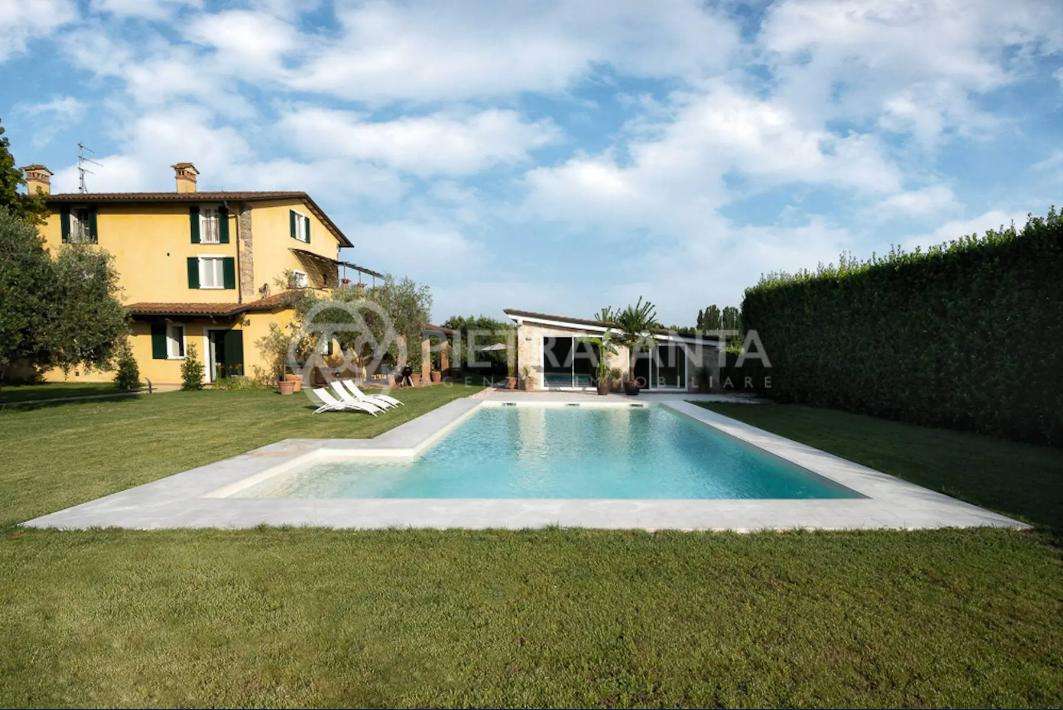 Villa Pietrasanta LU,, Pietrasanta
