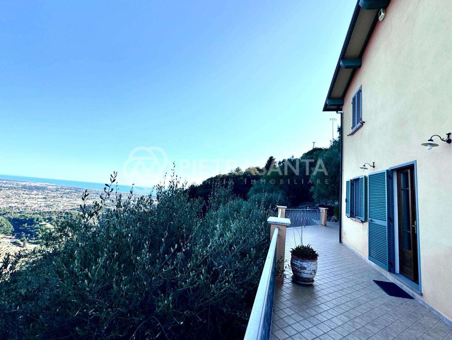 Casale Pietrasanta LU,, Pietrasanta