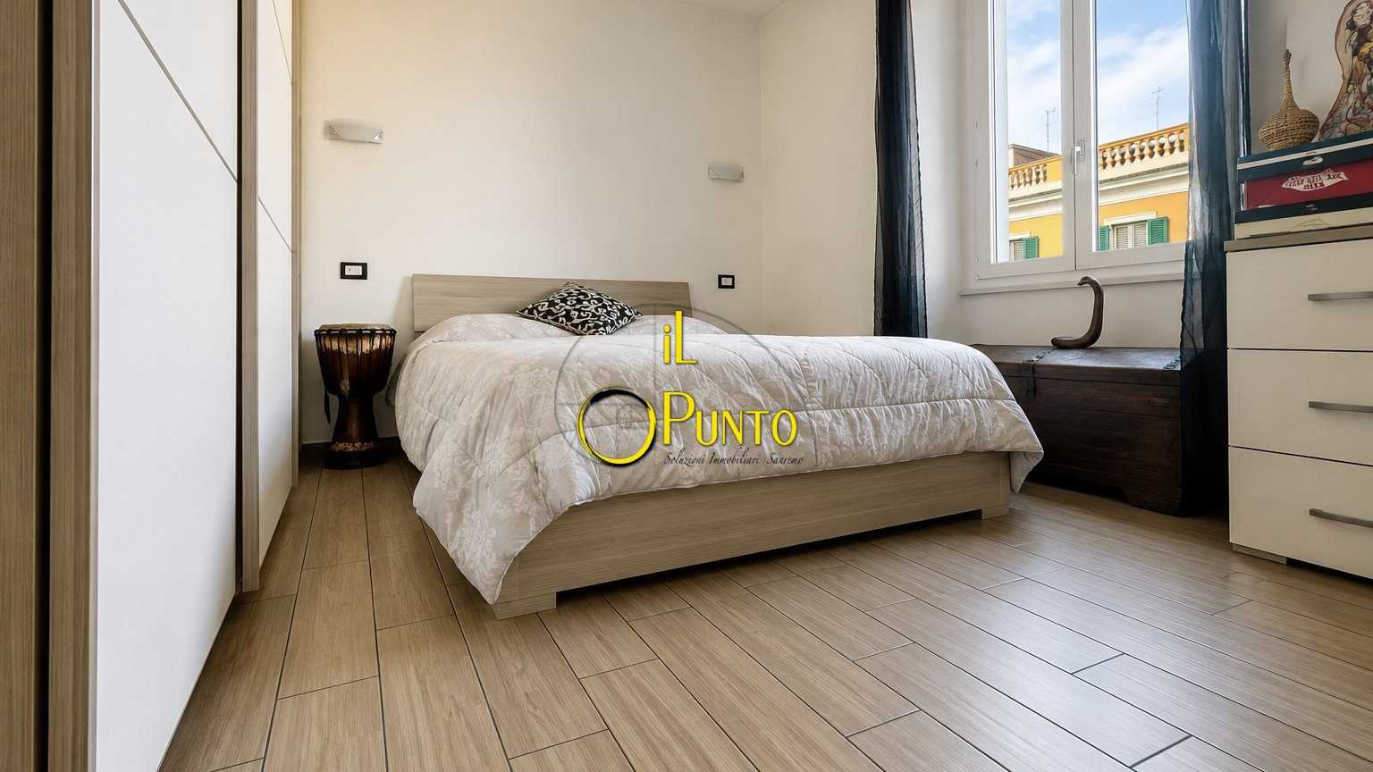 Appartamento via Roma, Taggia