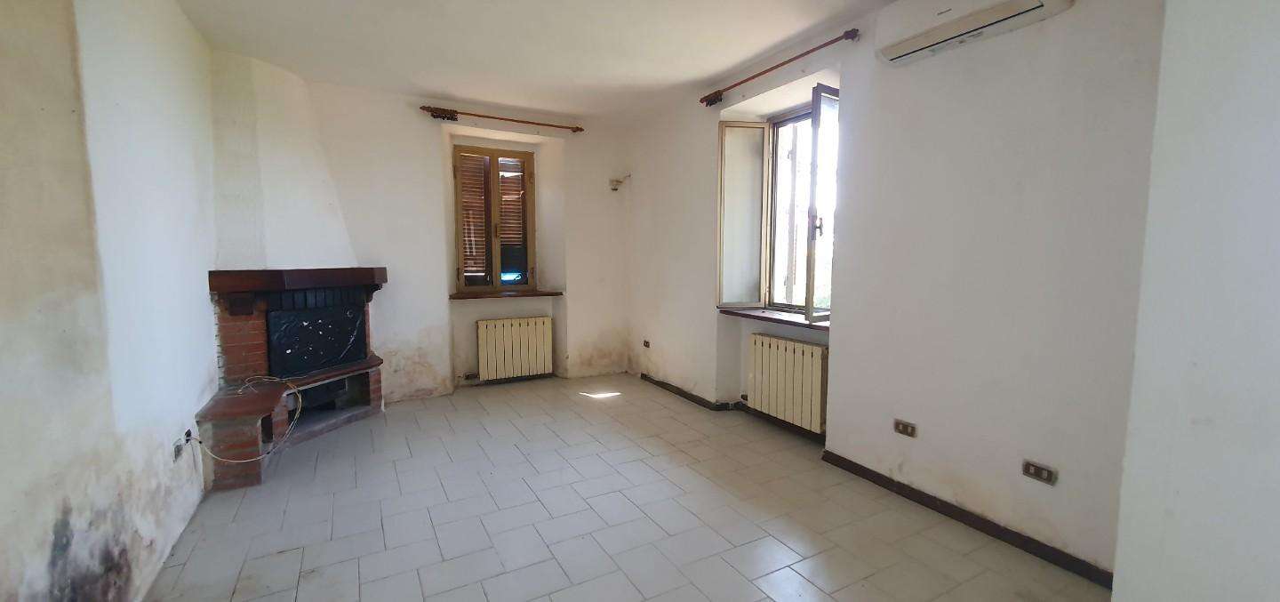 Casa Bi - Trifamiliare Via dei Colli,  108, Massa