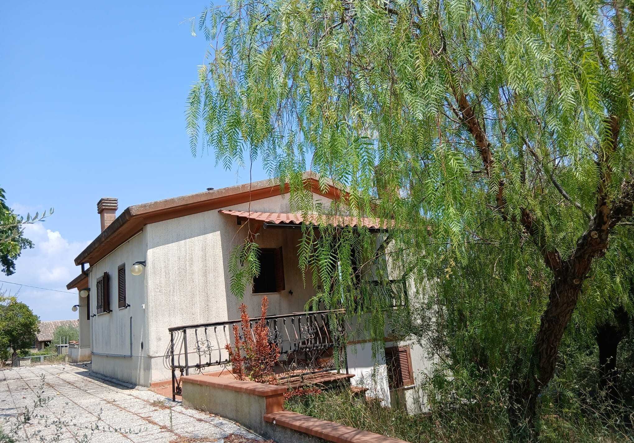 Casa indipendente Via Roma, Amelia