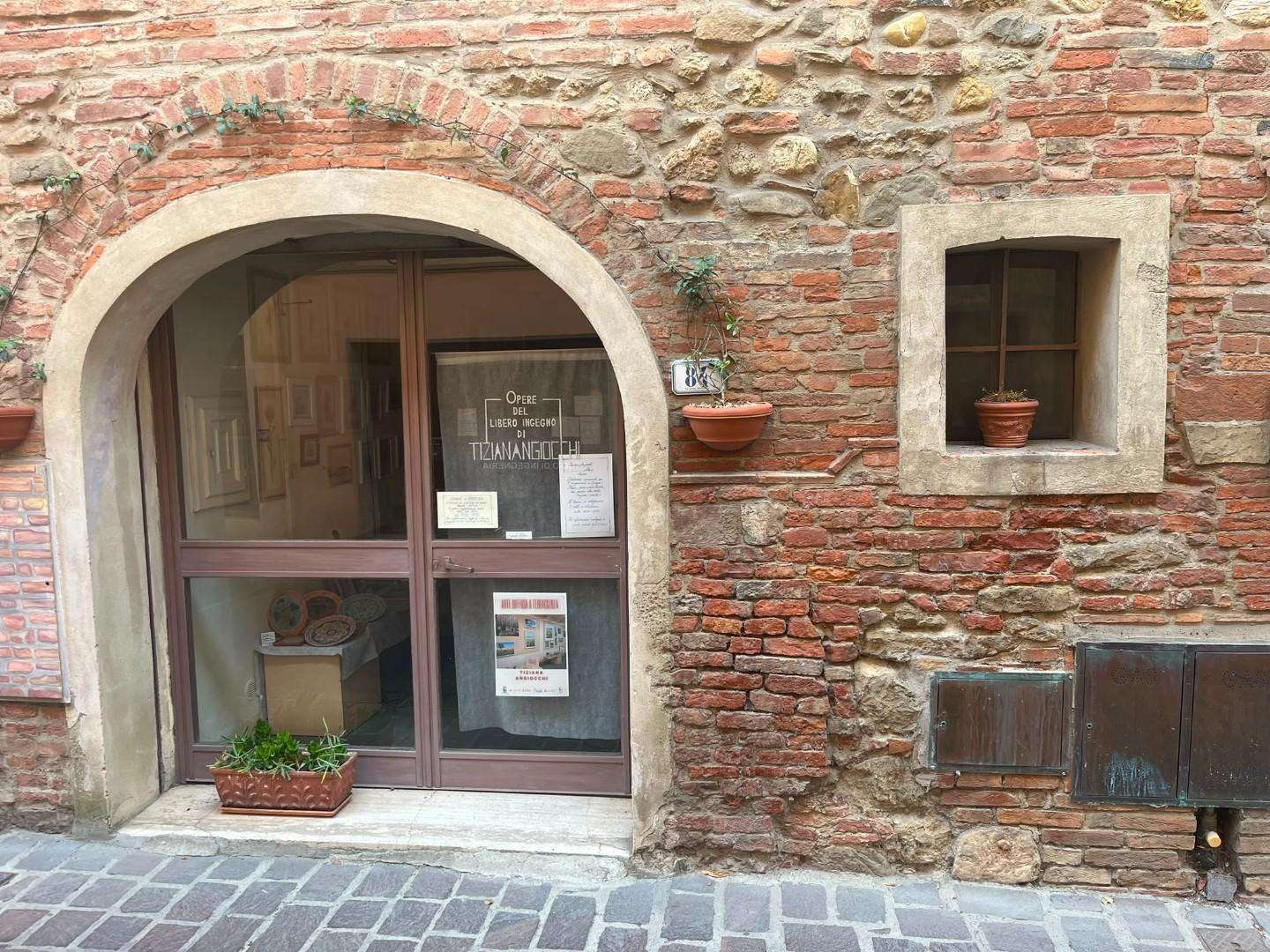 Locale commerciale Terricciola PI,, Terricciola