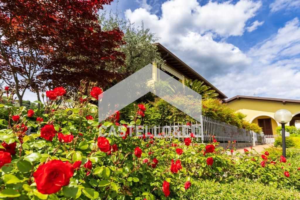Appartamento via Bertanigra, Padenghe sul Garda