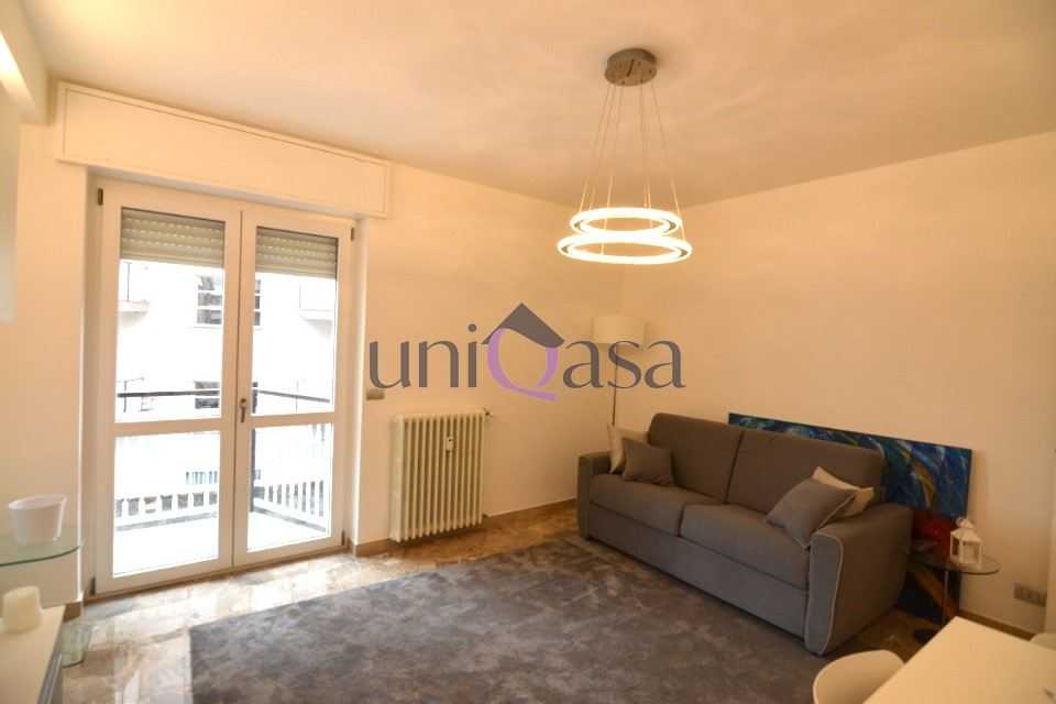 Appartamento Via Nino Bixio, Lecco