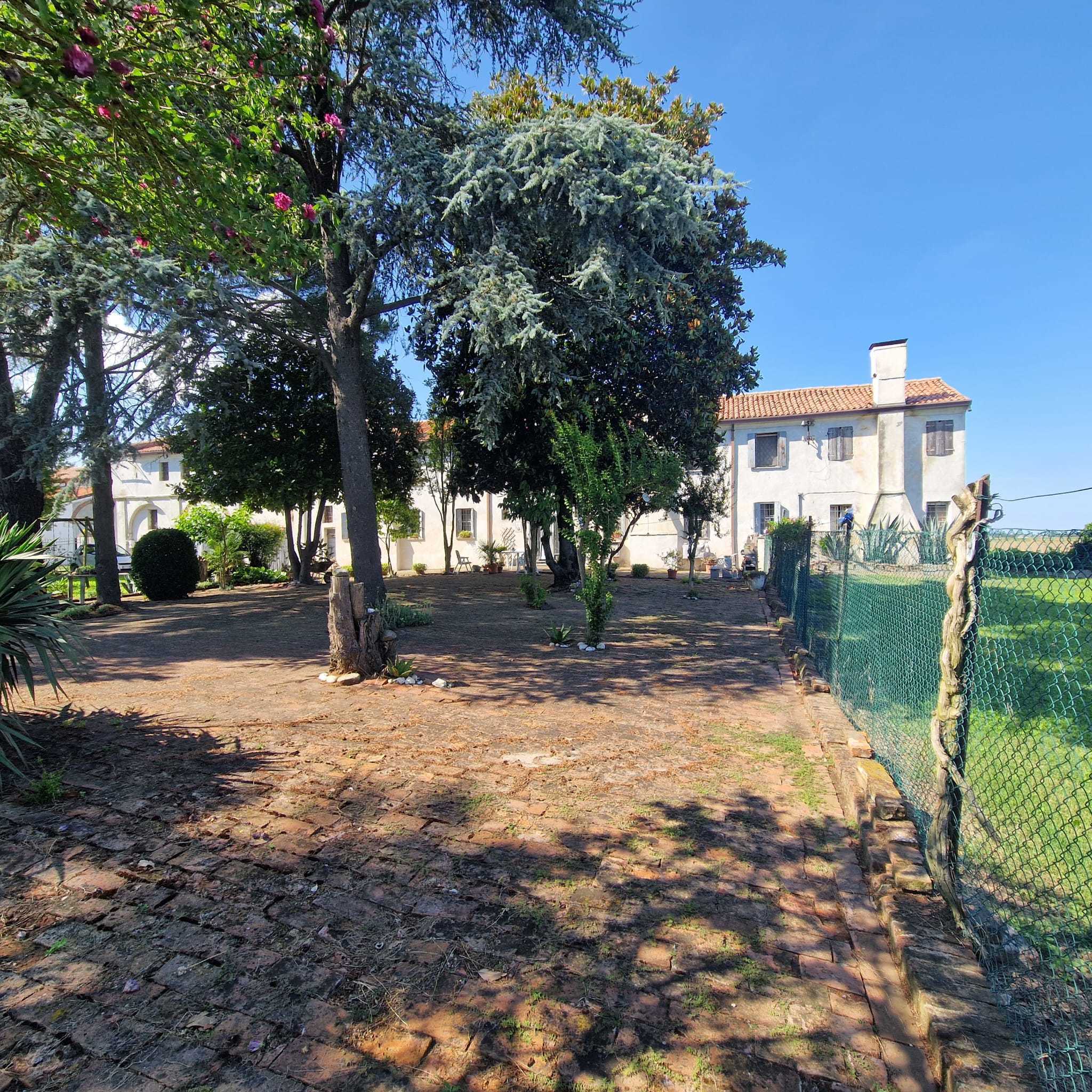 Casa indipendente San Francesco, Ceregnano