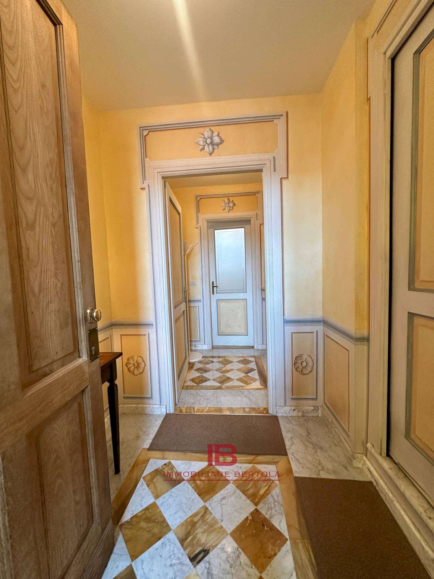 Appartamento Via Fratelli Ramorino, Cuneo