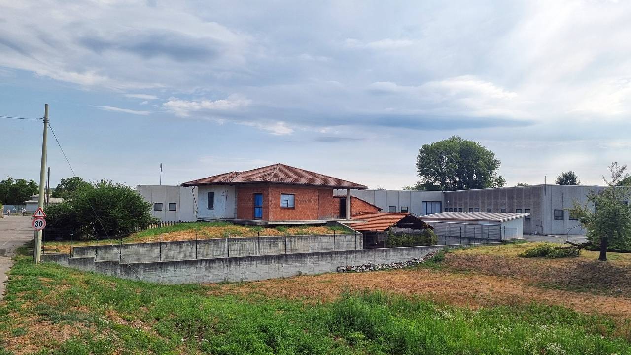 Casa indipendente Via Gaio Giulio Cesare Ottaviano Augusto, Gattinara