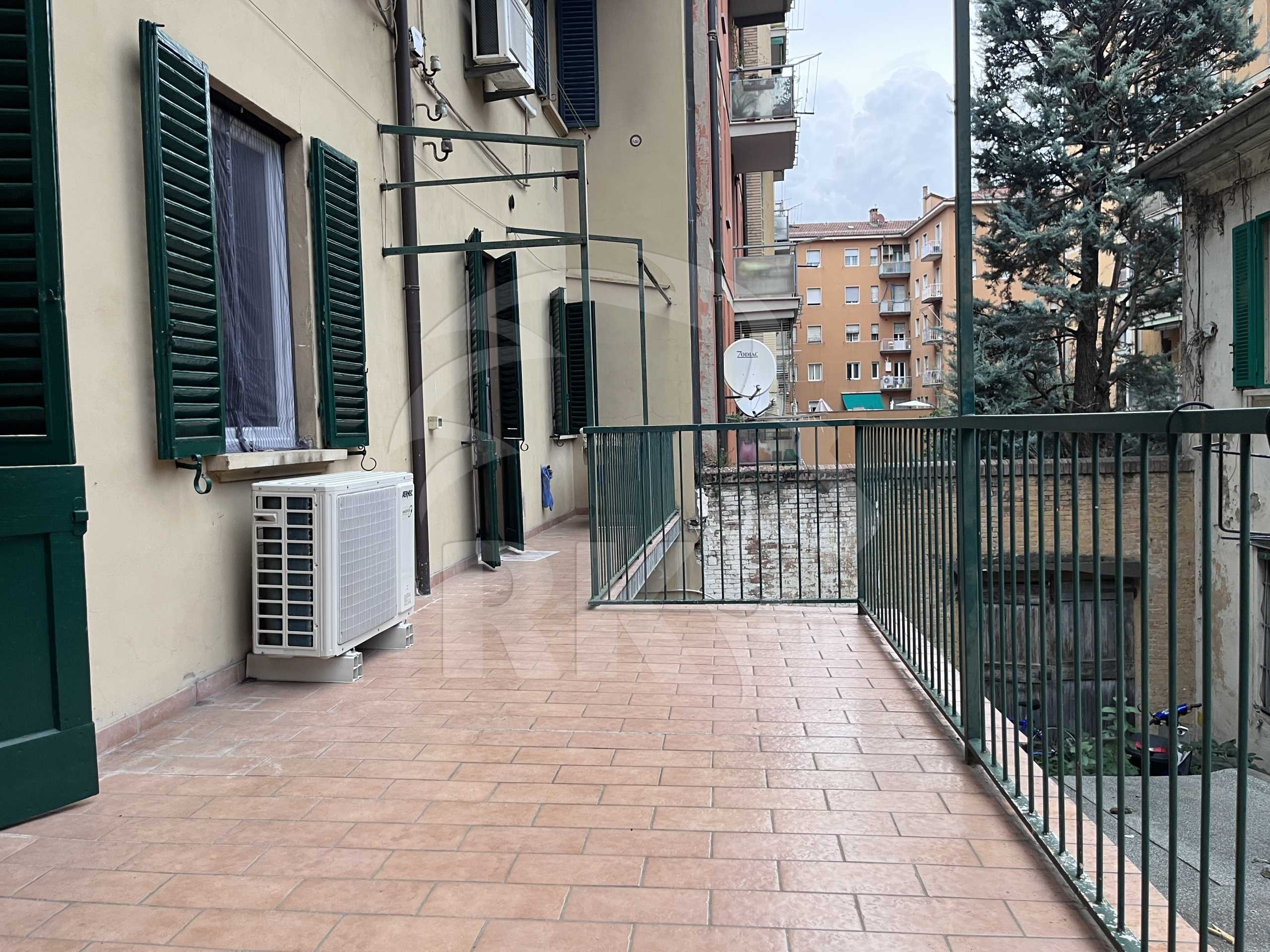 Appartamento Via Mascarella, Bologna