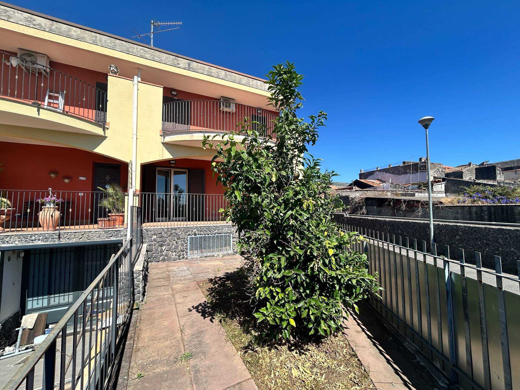 Porzione di casa Via Ruggero I, Giarre