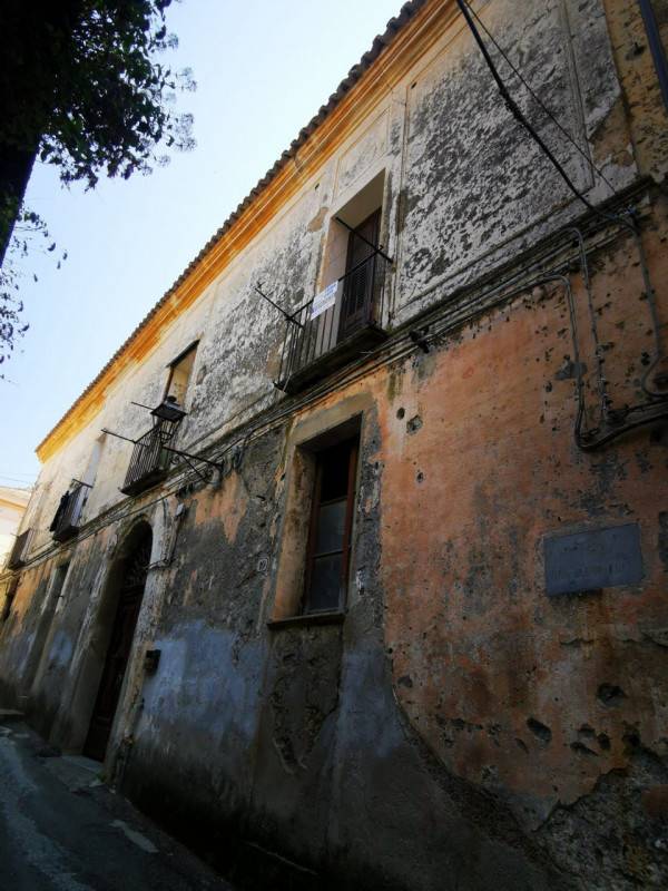 Palazzo - Stabile Catanzaro - Centro, Catanzaro