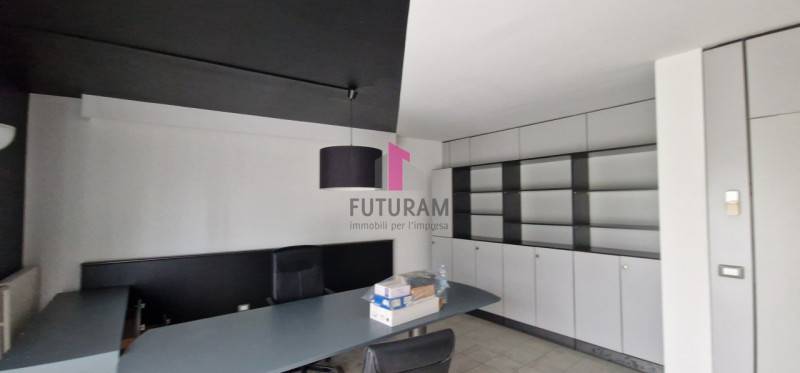 Ufficio, Padova