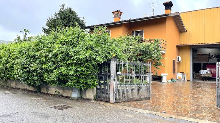 Casa Bi - Trifamiliare Bassanello - Guizza, Padova