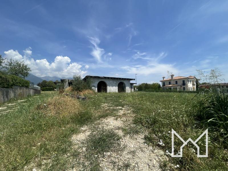 Casa indipendente Fonte Alto, Fonte