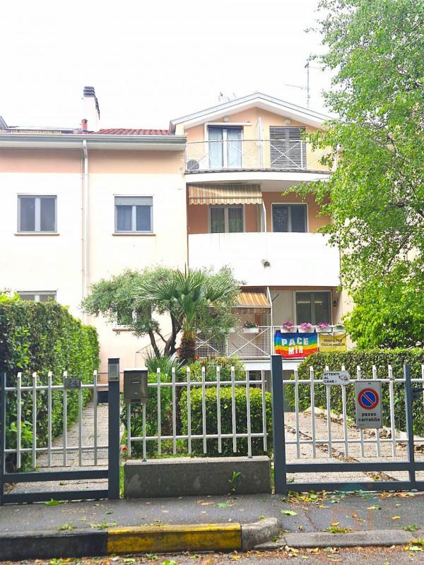 Casa Bi - Trifamiliare Staranzano, Staranzano