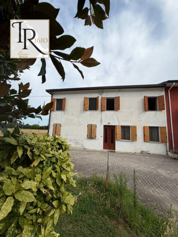 Casa Bi - Trifamiliare, Badia Polesine
