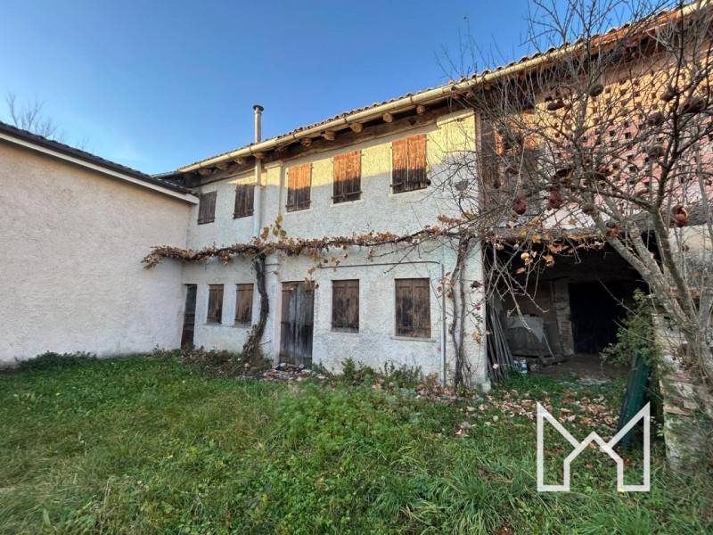 Rustico Fonte Alto, Fonte