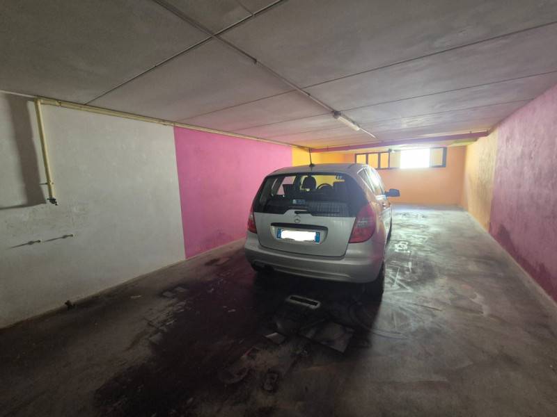 Box - Garage - Posto Auto, Pressana