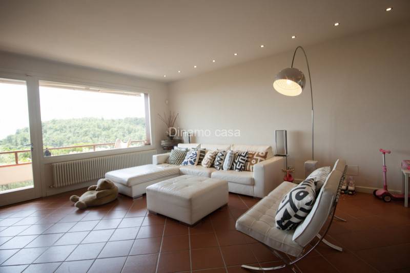 Casa Bi - Trifamiliare Montale, Montale