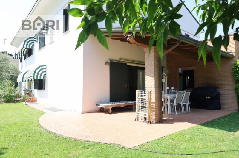 Casa Bi - Trifamiliare Borgomeduna, Pordenone