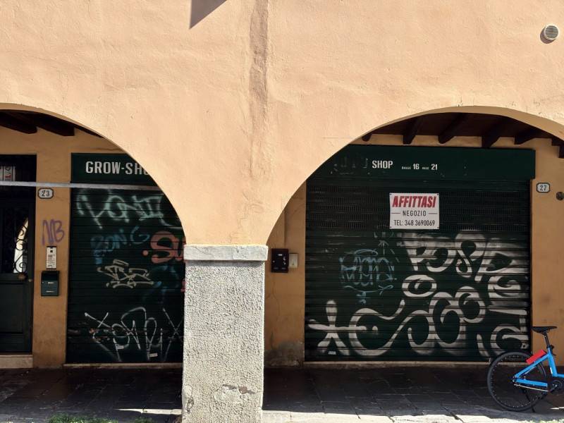 Negozio Istituti - Ospedali, Padova