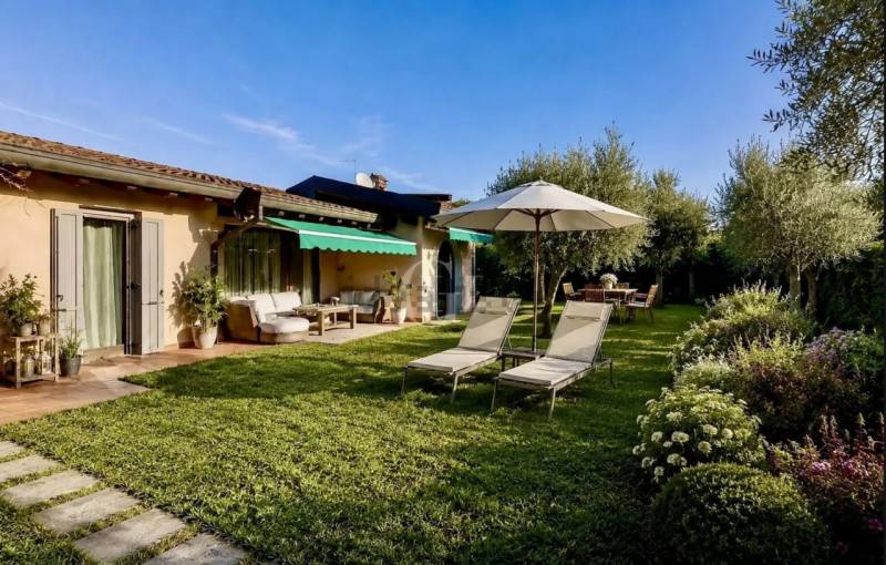 Casa Bi - Trifamiliare, Padenghe sul Garda