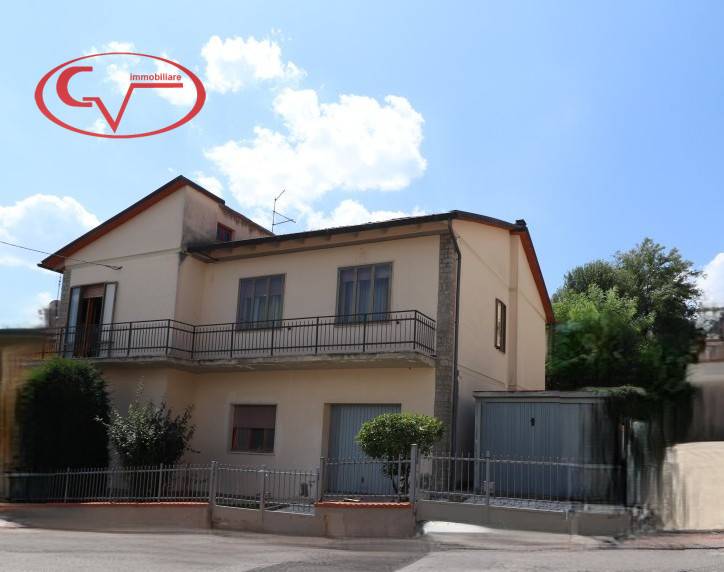 Casa indipendente, Bucine