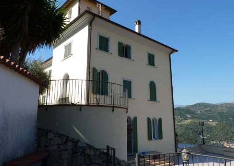 Villa, Camporosso
