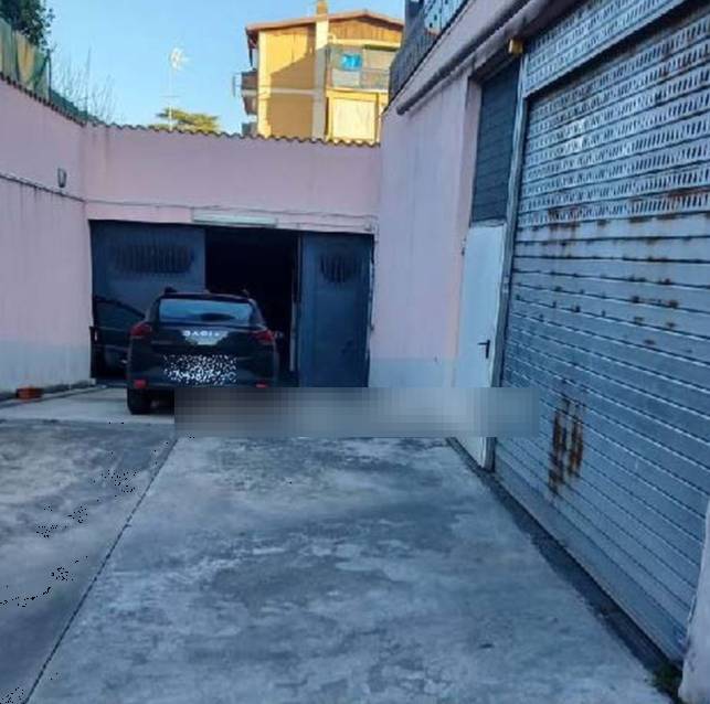 Magazzino - Deposito, Roma