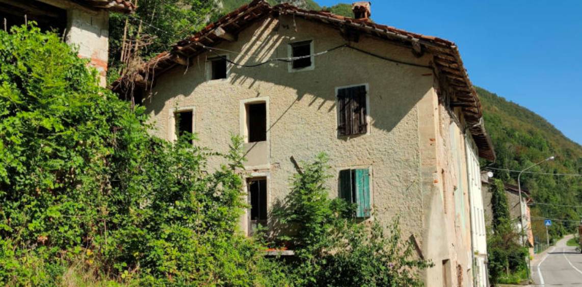 Casa indipendente, Posina