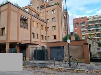 Box - Garage - Posto Auto, Milano