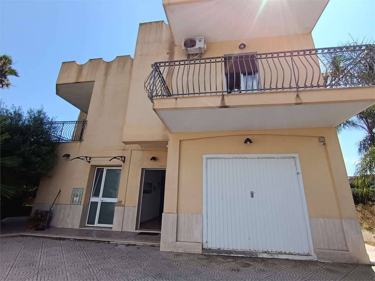 Villa Isola, Siracusa