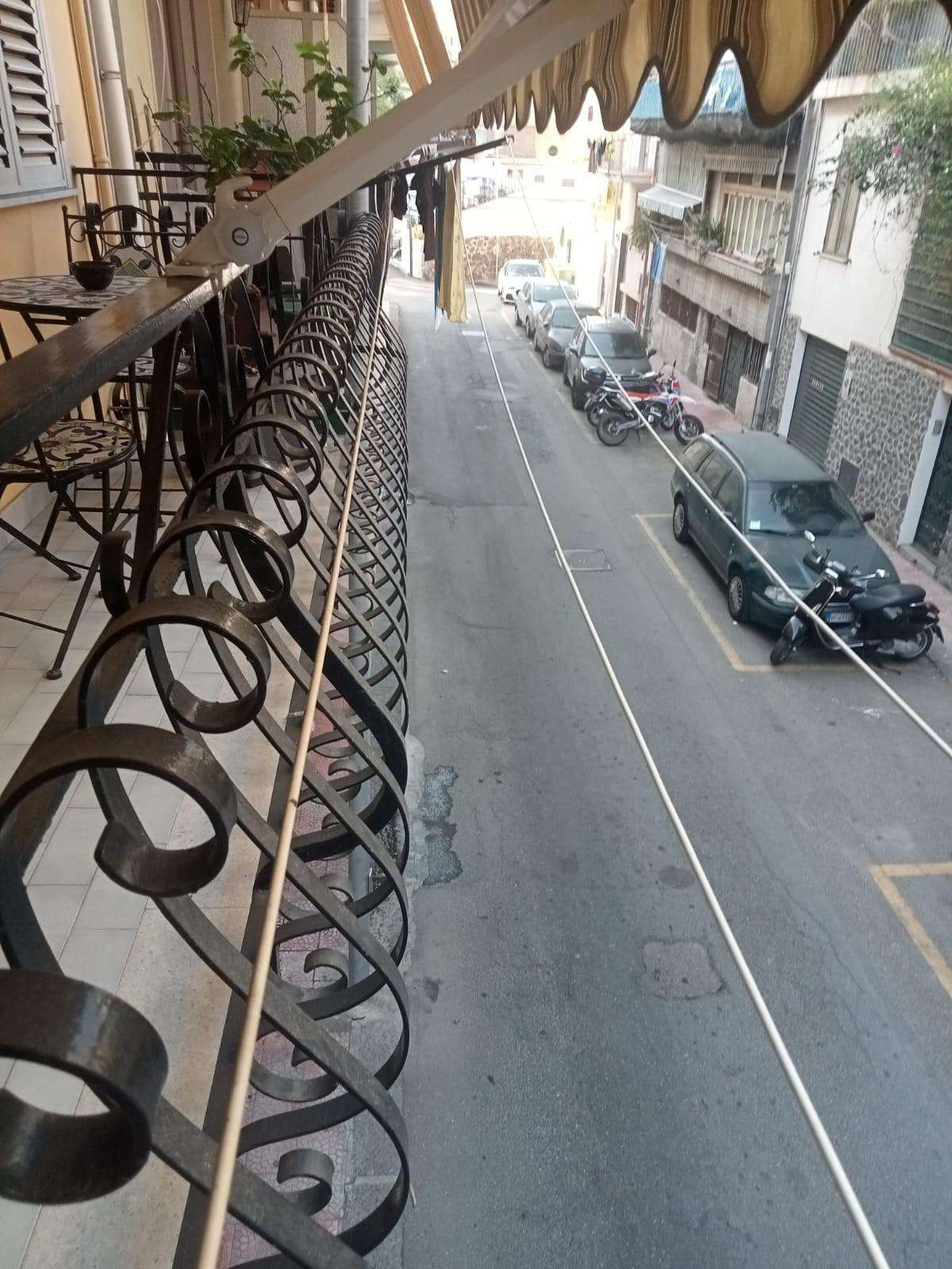 Appartamento Via Libertà,, Giardini-Naxos