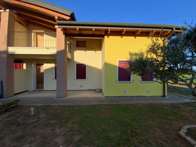 Casa Bi - Trifamiliare, Villafranca Padovana