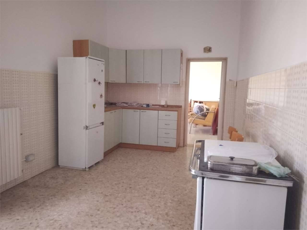 Casa indipendente Via Per Modugno - Via Per Palo del Colle, Bitonto