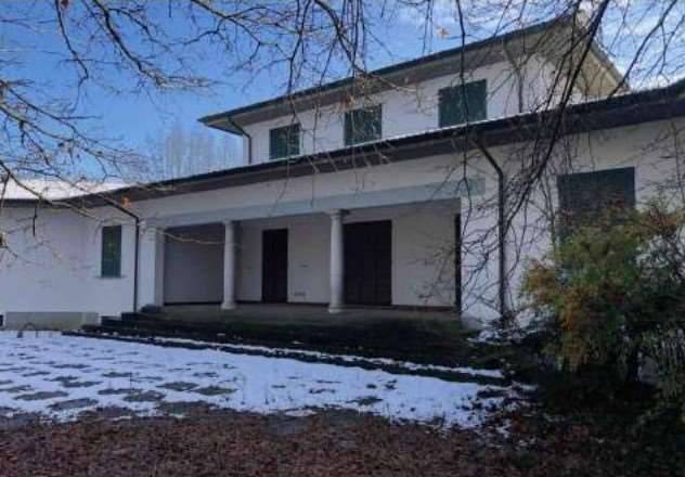 Villa, Gazzola